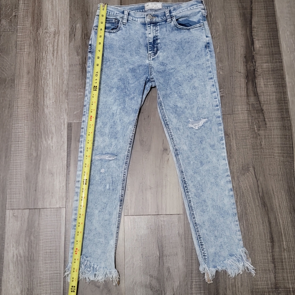 Free People Great Heights Freyed Hem Distressed Skinny Jeans - Picture 3 of 13